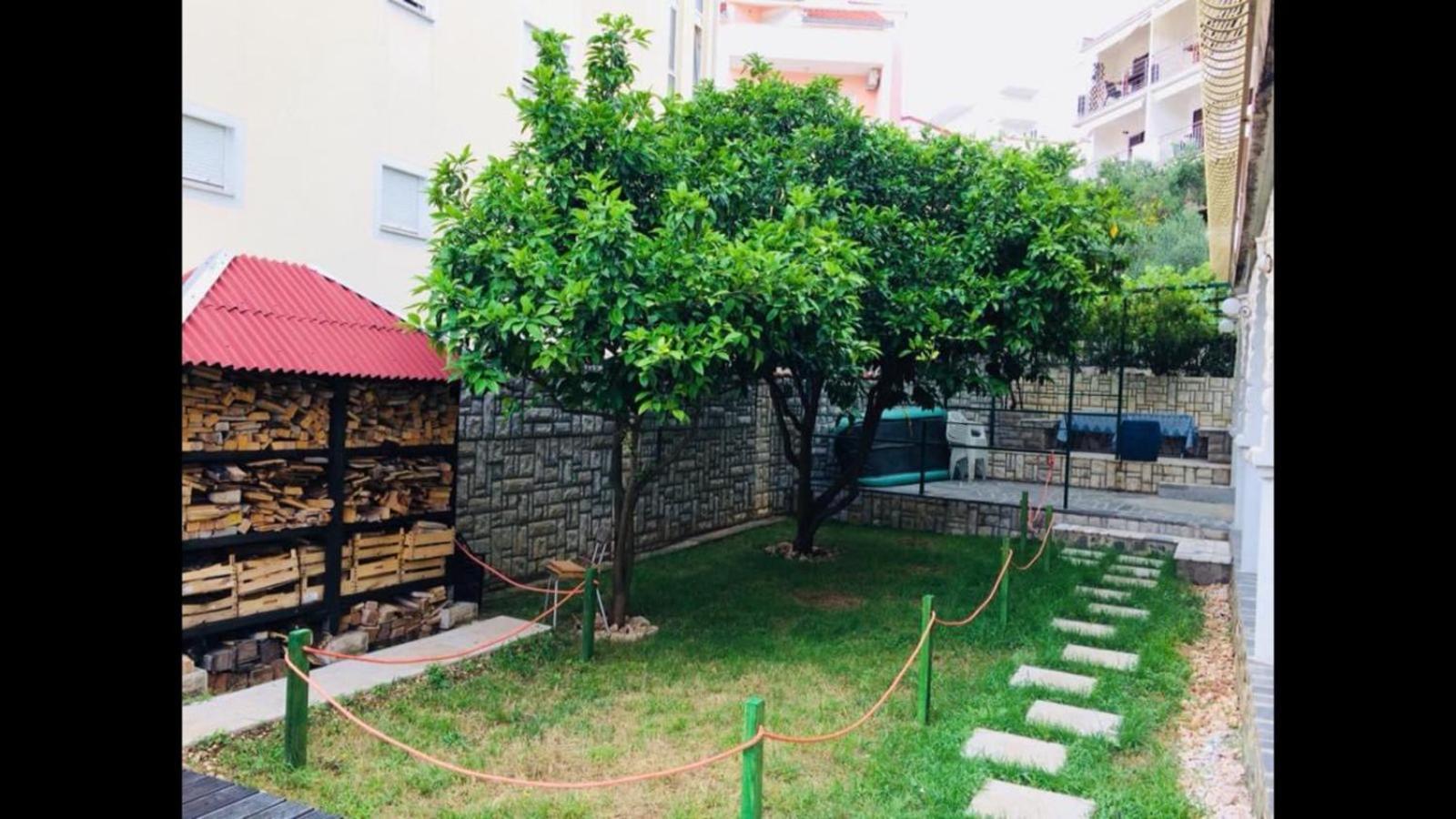 Apartmani Ema Trogir Exterior foto